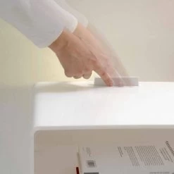 Mesita De Noche Negra Con Luz LED Táctil Iluminable Adelia, Fabricada En Italia 15 Mesita De Noche Negra Con Luz LED Táctil Iluminable Adelia, Fabricada En Italia -Tienda De Decoración comodino nero con luce led illuminabile al tocco adelia made in italy 5