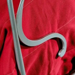 Cama Doble De Hierro Hecha A Mano Con Patas Cónicas De Zoe. -Tienda De Decoración letto matrimoniale in ferro artigianale con gambe coniche zoe 3