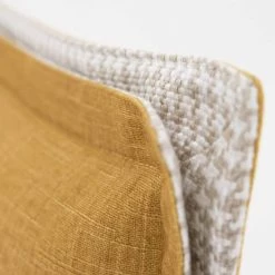 Cama Doble De Tela Con Pies Metálicos Made In Italy - Glorio -Tienda De Decoración letto matrimoniale in tessuto con piedini in metallo made in italy glorio 10