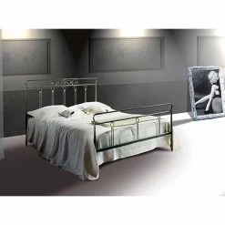 Una Cama De Plaza Y Media Hierro Forjado Pan, Calidad Hecha En Italia