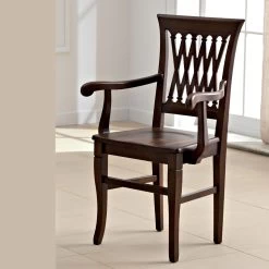 Silla Clásica Con Reposabrazos De Madera Maciza Y Respaldo Decorado - Geode