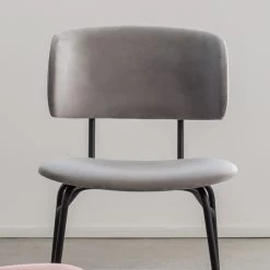 Silla De Comedor De Metal Y Terciopelo Antimanchas, 2 Piezas - Valnerina -Tienda De Decoración sedia da pranzo in metallo e velluto antimacchia 2 pezzi valnerina