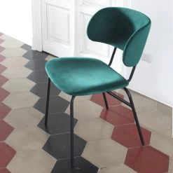Silla De Comedor De Metal Y Terciopelo Antimanchas, 2 Piezas - Valnerina -Tienda De Decoración sedia da pranzo in metallo e velluto antimacchia 2 pezzi valnerina 4