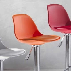 Taburete De Diseño Moderno En Polipropileno Y Elevable - Rosa -Tienda De Decoración sgabello in polipropilene design moderno e alzabile rosa 3